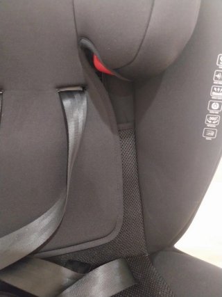 Silla coche Babyauto Negra