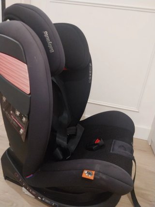 Silla coche Babyauto Negra