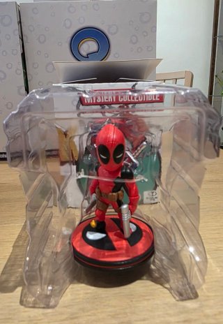Figura Deadpool Q-Fig McFarlane Qmx