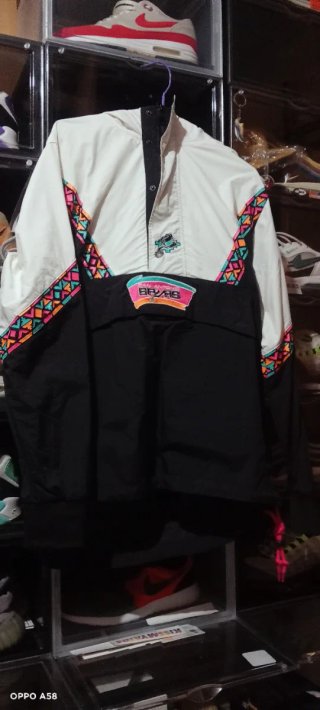 Chubasquero San Antonio Spurs Edición Limitada