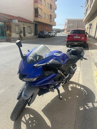 Yamaha YZF R125