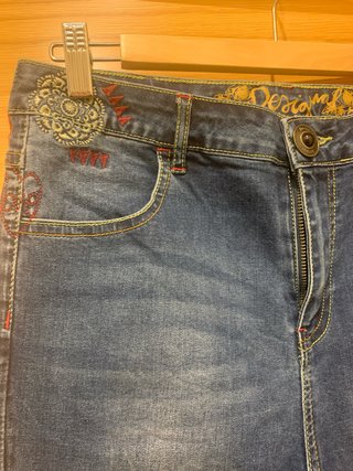 Vaqueros Desigual Azules. Talla32