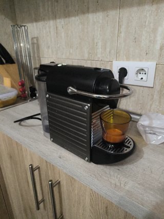 Cafetera Nespresso Krups Negra