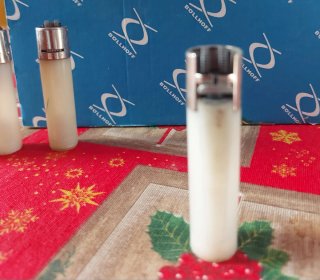 Encendedor Clipper regulable blanco