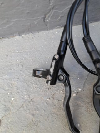 Frenos Hidráulicos Shimano BL-MT200