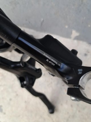 Frenos Hidráulicos Shimano BL-MT200