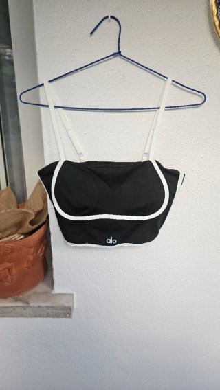 Alo Yoga Sujetador Deportivo Negro y Blanco