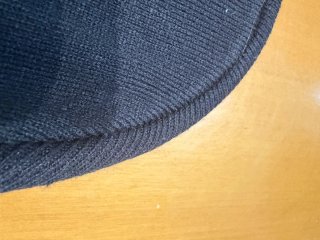 Gorro Lotto Negro con vuelta