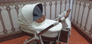 Carro de bebé blanco y marrón bebe car