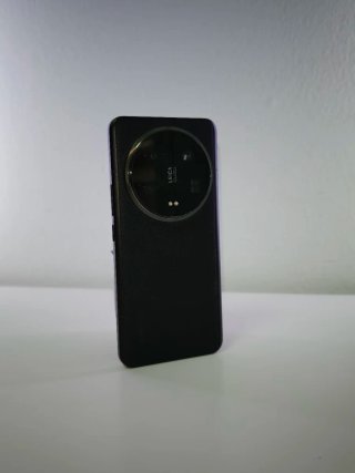 Xiaomi 14 Ultra + Kit Fotográfico