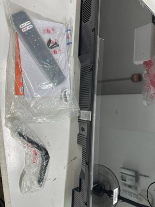 Smart TV TCL 55 4K UHD con mando