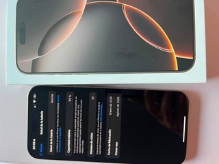 iPhone 16 Pro Max Dorado