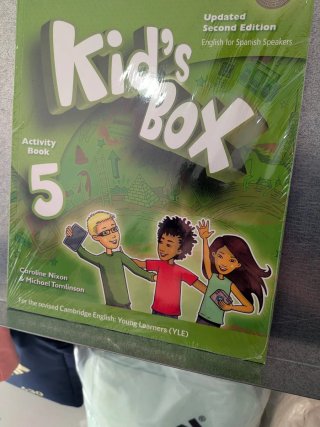 Libro Kid's Box 5 Activity Book Inglés Cambridge