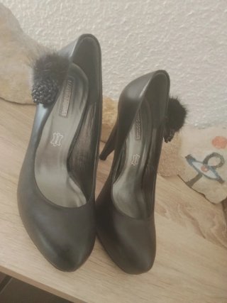 Zapatos de tacón aguja negros
