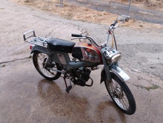 Ciclomotor Peugeot 104R Naranja