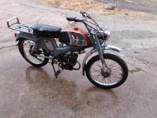 Ciclomotor Peugeot 104R Naranja