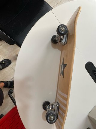 Skate con diseño de estrella y rayas