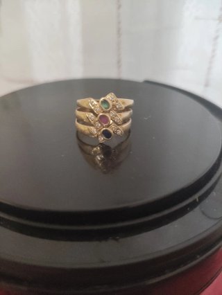 Anillo Oro 18k con Zafiro, Rubí y Esmeralda