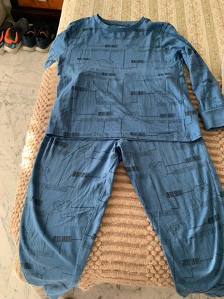 Lote 4 pijamas niño