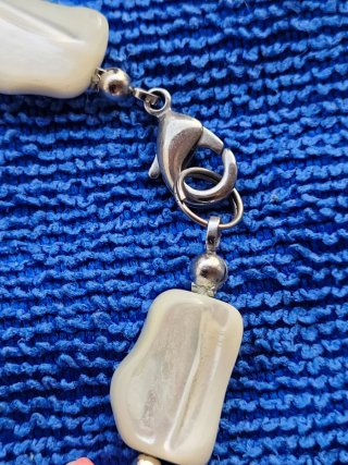 Joyeria. Conjunto de collar, pulsera y pendientes.