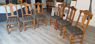 6 Sillas de comedor de madera con tapizado