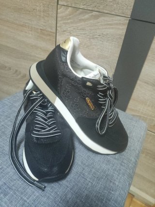 Zapatillas Pepe Jeans Negras y Doradas