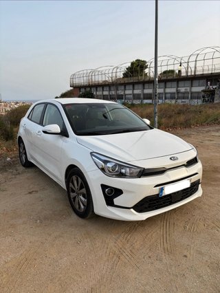 Kia RIO 2021