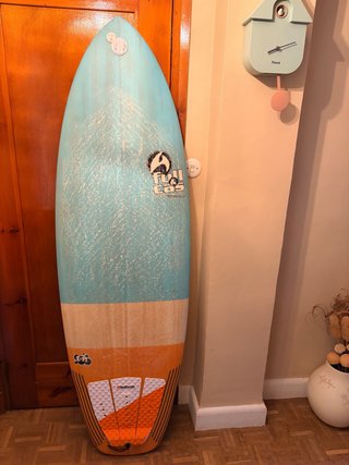 Tabla Surf Full & Cas Ton 6'1 47L Regalo Funda