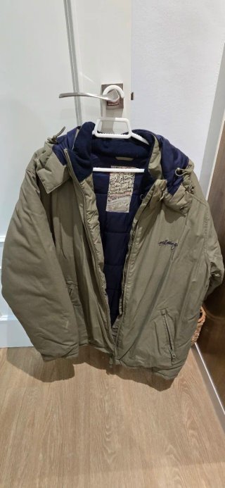 Chaqueta Billabong verde y azul