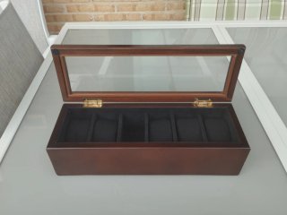 Caja de madera para 6 relojes con tapa de cristal