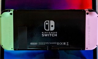 Nintendo Switch Morado/Verde Pastel