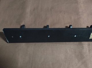 Appendiabiti nero in metallo e legno