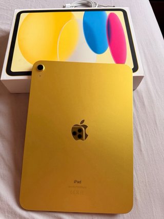 iPad 10ª Gen 256GB Giallo + Pacchetto