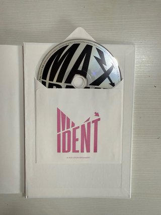 STRAY KIDS Maxident Mini Album + EXTRA PHOTOCARDS