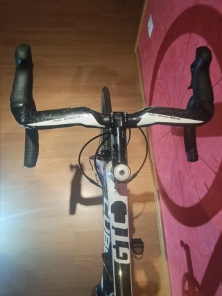 Bicicleta Cube Agree GTC
