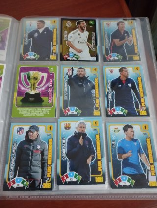 Álbum Adrenalyn LaLiga Santander 19/20 + 500 Cromo