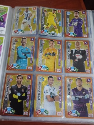 Álbum Adrenalyn LaLiga Santander 19/20 + 500 Cromo