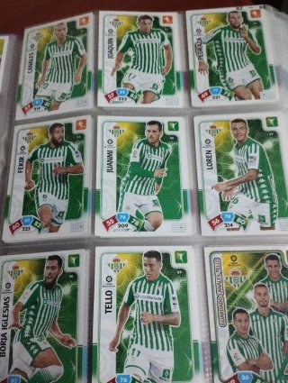 Álbum Adrenalyn LaLiga Santander 19/20 + 500 Cromo