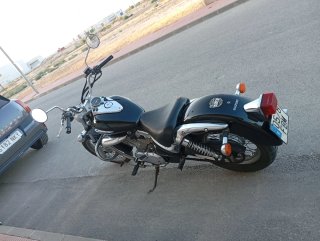 Suzuki Intruder 250cc Negra