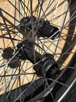 Llantas Road *1030g* Duke Strada 42mm + Dt 180 EXP