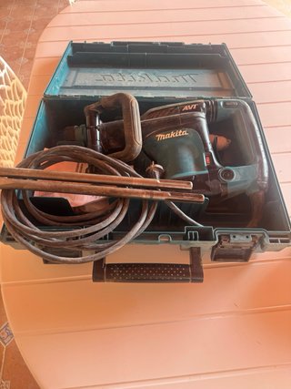 Maletín Makita, martillo