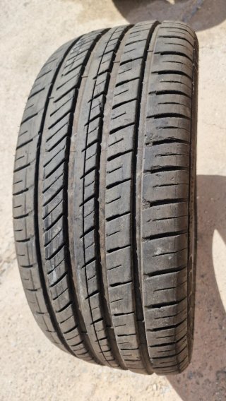 Neumático 255/50/19
