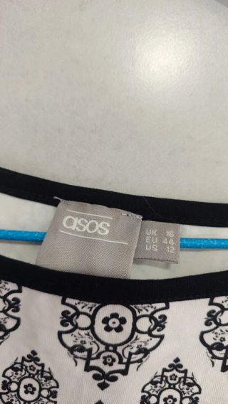 Top ASOS tirantes estampado