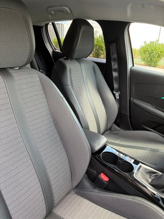 Peugeot 208 1.2 PureTech 100CV Allure Pack (2023)