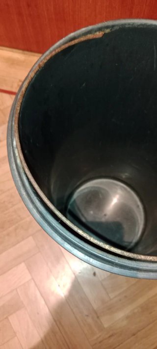Cubo para envases negro