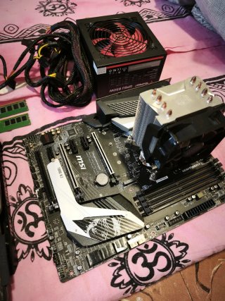 Lote PC Gaming RTX 2080 Super i7 9700k Z390