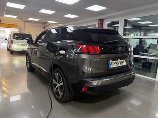 Peugeot 3008 180 e-EAT8 Allure Pack