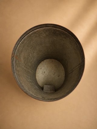 Antiguo dispensador alemán de café – 75 cm