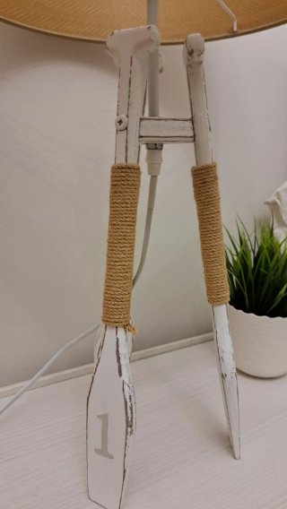 Lámpara  estilo náutico.