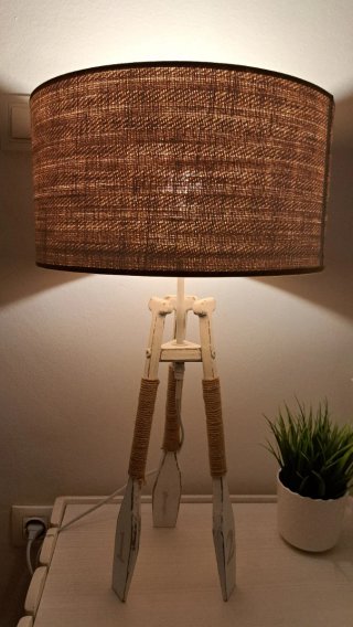 Lámpara  estilo náutico.